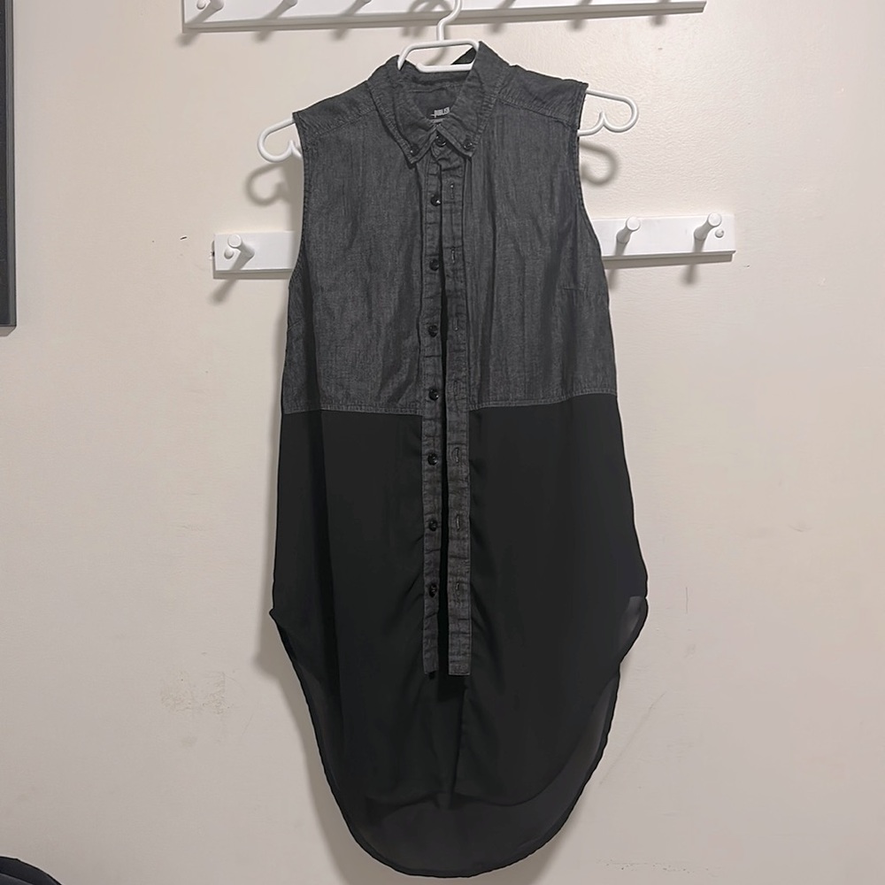 Publish brand black and dark grey medium sleeveless button down